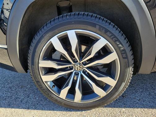 2021 Volkswagen Atlas 3.6L SEL Premium