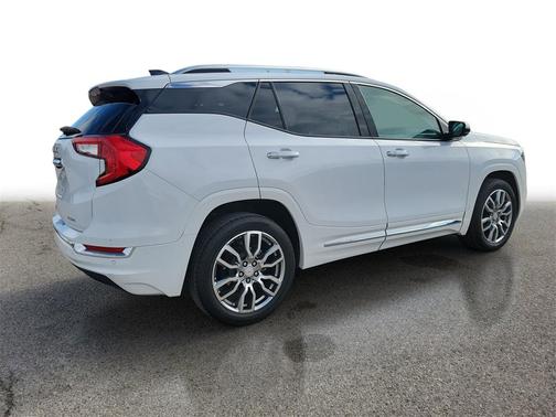 2022 GMC Terrain Denali