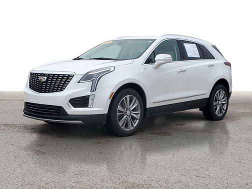Crystal White Tricoat 2023 Cadillac XT5 Premium Luxury