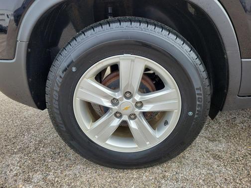 Mosaic Black Metallic 2020 Chevrolet Trax LS