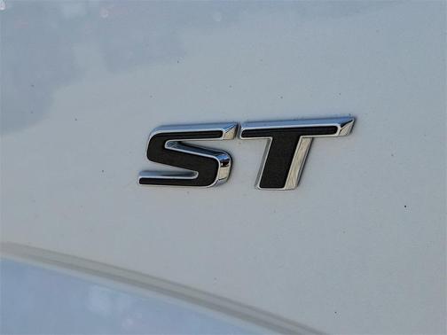2023 Buick Enclave Essence AWD