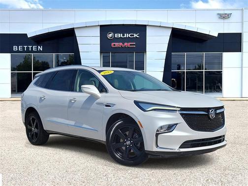 2023 Buick Enclave Essence AWD