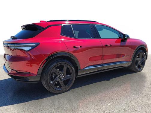 Radiant Red Tintcoat 2025 Chevrolet Equinox EV RS