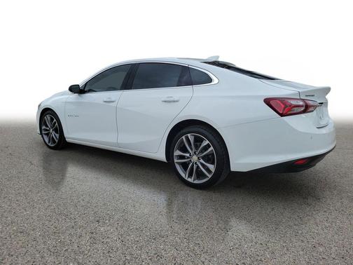 Summit White 2024 Chevrolet Malibu FWD 2LT