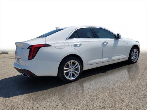 2023 Cadillac CT4 Luxury