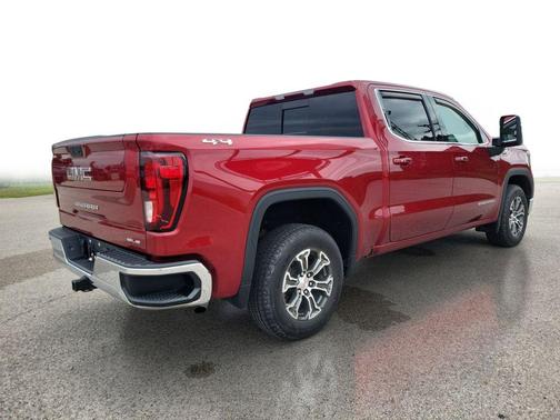 Cayenne Red Tintcoat 2021 GMC Sierra 1500 SLE