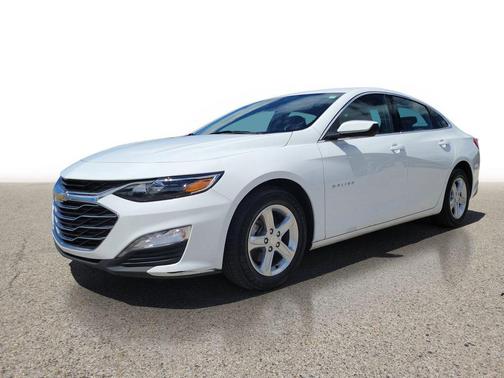 Summit White 2023 Chevrolet Malibu FWD 1LT