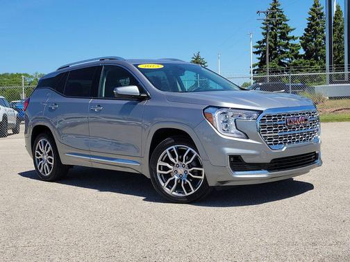 Sterling Metallic 2023 GMC Terrain Denali