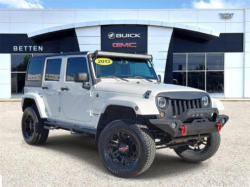 2013 Jeep Wrangler Unlimited Sahara
