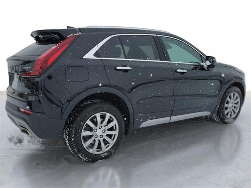 2021 Cadillac XT4 Premium Luxury