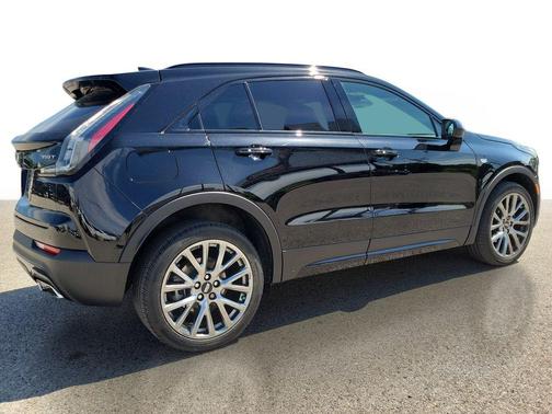 Stellar Black Metallic 2020 Cadillac XT4 Sport
