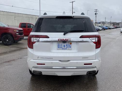 White Frost Tricoat 2021 GMC Acadia Denali