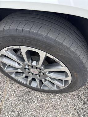 White Frost Tricoat 2021 GMC Acadia Denali