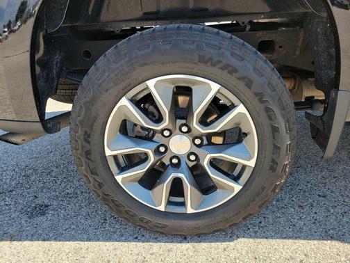 Black 2023 Chevrolet Silverado 1500 LT