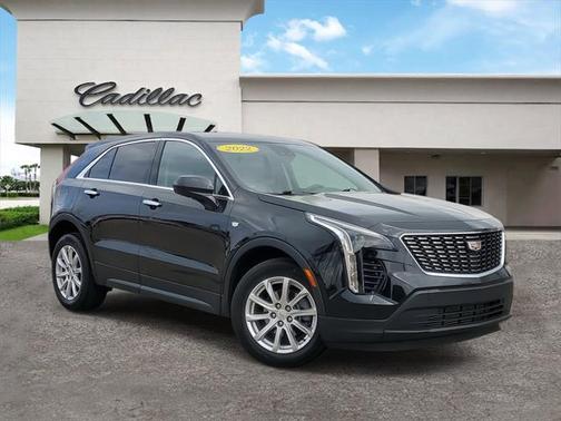 2022 Cadillac XT4 Luxury