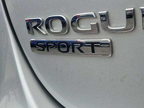 2020 Nissan Rogue Sport S