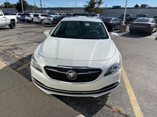 2017 Buick LaCrosse Essence