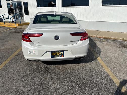 2017 Buick LaCrosse Essence
