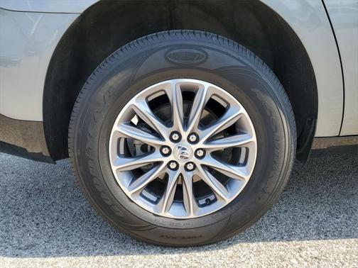 2023 Buick Enclave Essence FWD