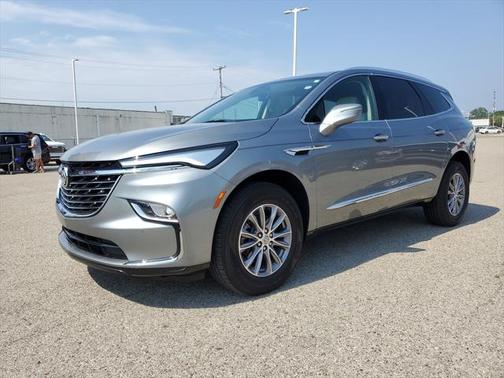 2023 Buick Enclave Essence FWD