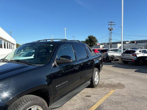 2011 Chevrolet Avalanche 1500 LT