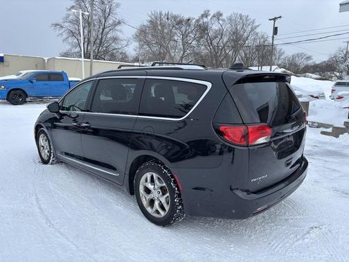 2019 Chrysler Pacifica Limited