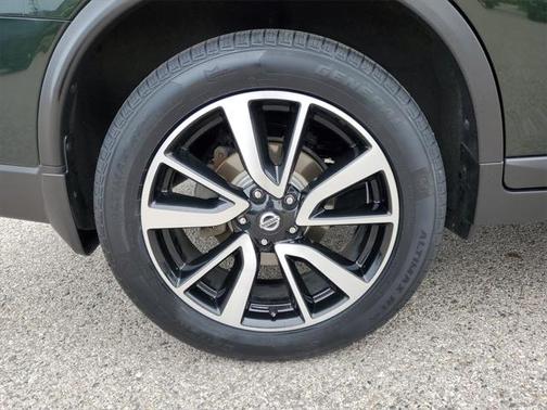 2020 Nissan Rogue SL