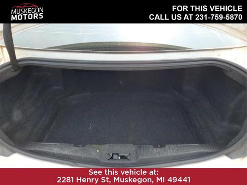 2010 Lincoln MKS Base