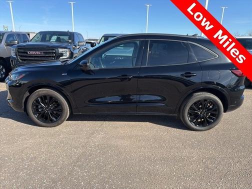 2023 Ford Escape ST-LINE ELITE