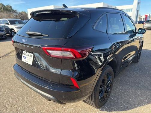 2023 Ford Escape ST-LINE ELITE