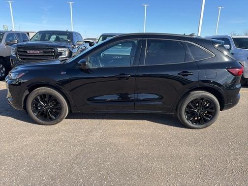 2023 Ford Escape ST-LINE ELITE