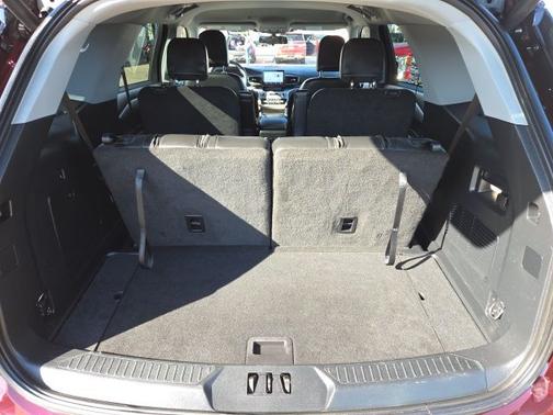 JEWEL RED MET TINTED CC 2022 Ford Explorer XLT