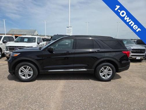 AGATE BLACK METALLIC 2023 Ford Explorer XLT