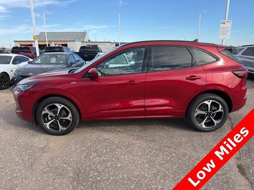 2024 Ford Escape ST-LINE ELITE