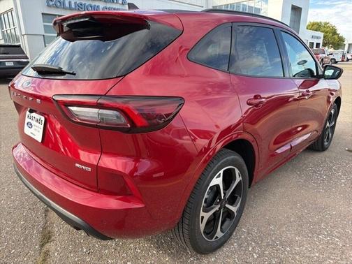 2024 Ford Escape ST-LINE ELITE