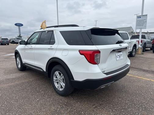 STAR WHITE MET TRI-COAT 2022 Ford Explorer XLT