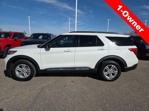 STAR WHITE MET TRI-COAT 2022 Ford Explorer XLT