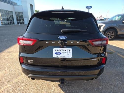 2023 Ford Escape ST-LINE ELITE