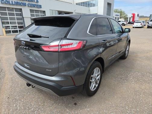 CARBONIZED GRAY 2022 Ford Edge SEL