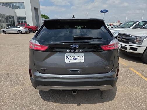 CARBONIZED GRAY 2022 Ford Edge SEL