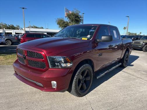 2018 RAM 1500 Express Crew Cab 4x2 57' Box