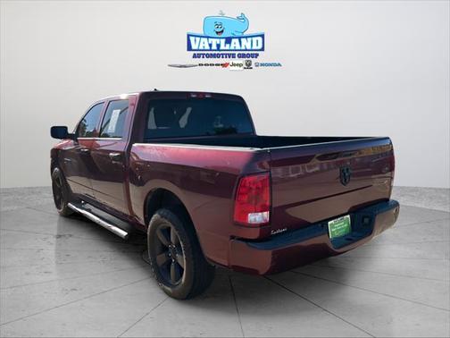 2018 RAM 1500 Express Crew Cab 4x2 57' Box