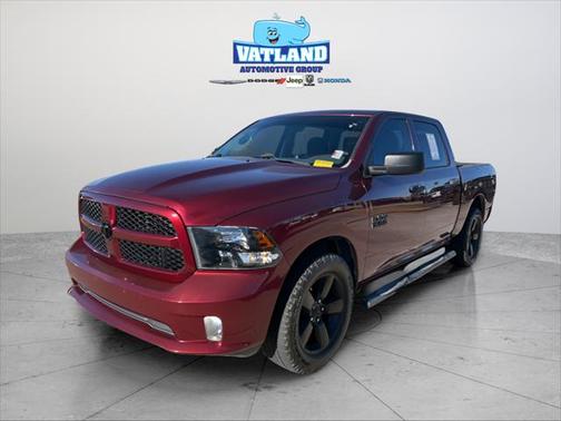 2018 RAM 1500 Express Crew Cab 4x2 57' Box