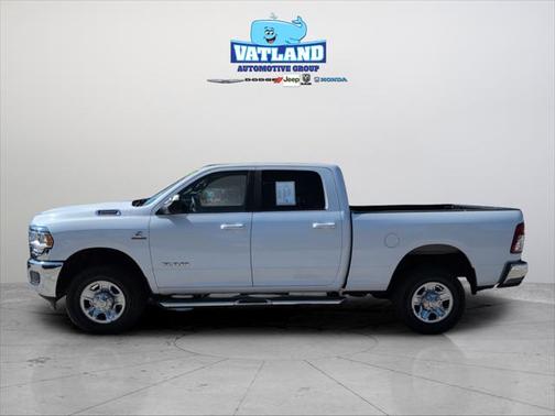 2022 RAM 2500 Big Horn Crew Cab 4x4 64' Box