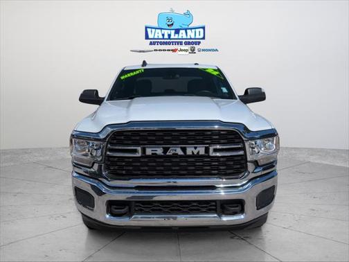 2022 RAM 2500 Big Horn Crew Cab 4x4 64' Box