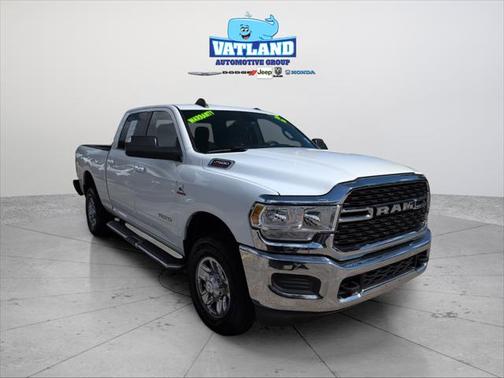 2022 RAM 2500 Big Horn Crew Cab 4x4 64' Box