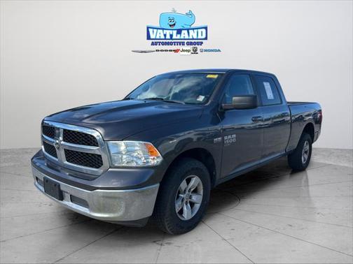 2019 RAM 1500 Classic SLT Crew Cab 4x2 64' Box