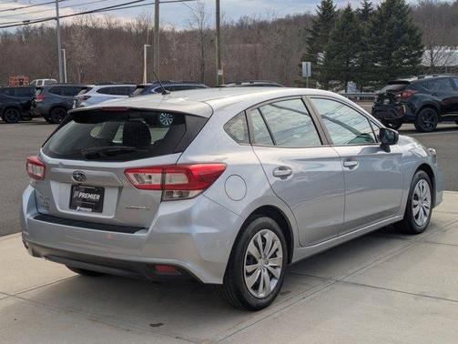 2018 Subaru Impreza 2.0i