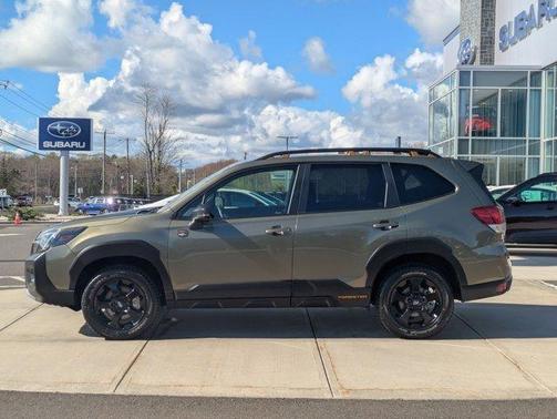 Autumn Green Metallic 2024 Subaru Forester Wilderness