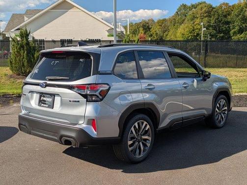 2025 Subaru Forester Touring